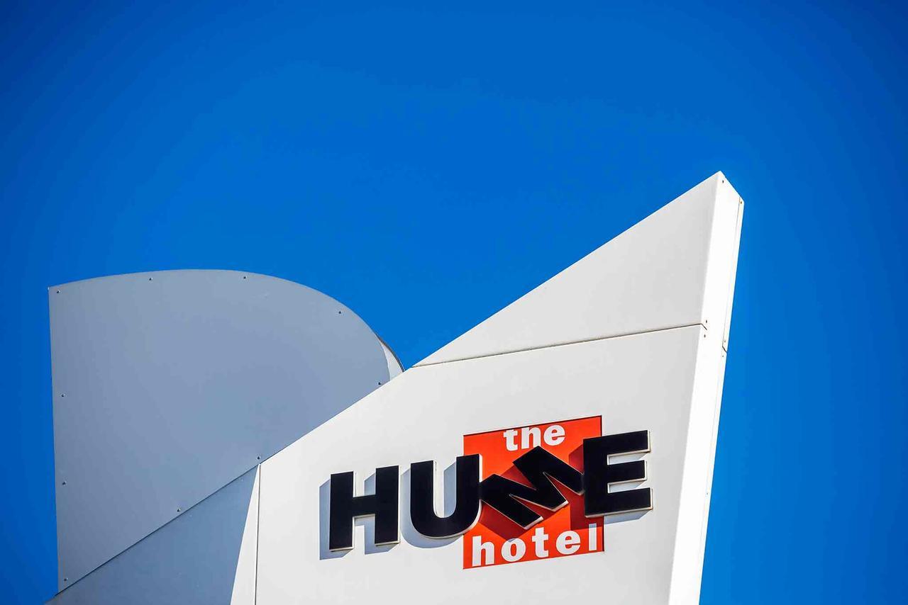 Nightcap At Hume Hotel Банкстаун Екстер'єр фото